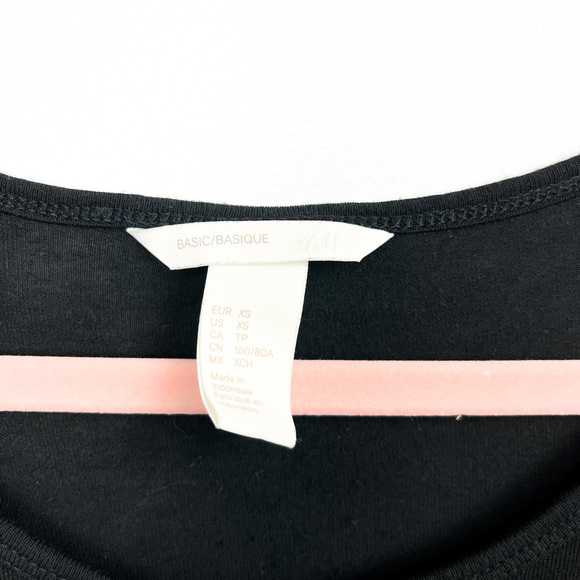 H&M Basic Black Casual Top - Picture 2 of 6